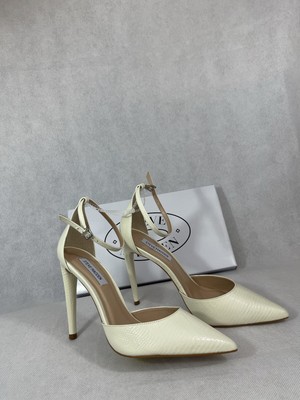 New Women's Steve Madden Alisha Bone 