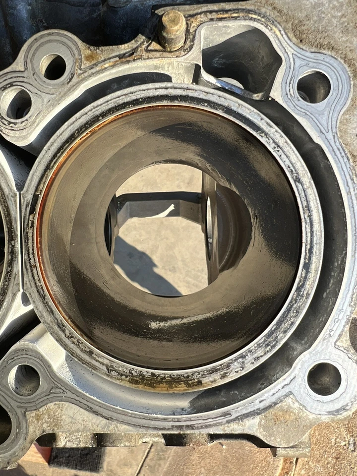 Nissan 350Z Infiniti G35 VQ35DE 2003-2006 cilindro de motor con bloque de red OEM 311 Foto 4 de 4