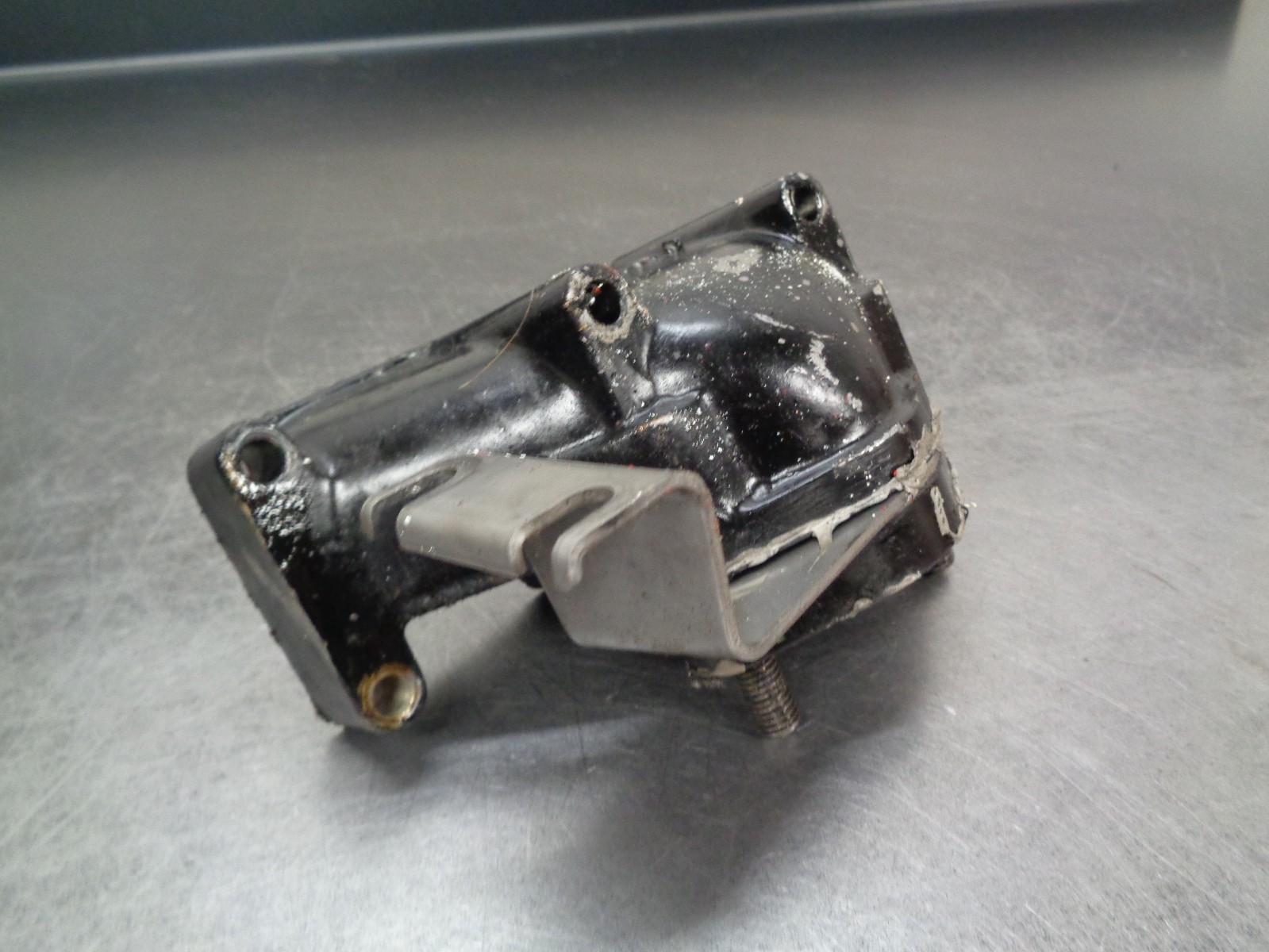 83 1983 KAWASAKI JS 550 JS550 JETSKI PWC BODY MANIFOLD PIPE intake