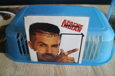 Apache Indian - Chok There