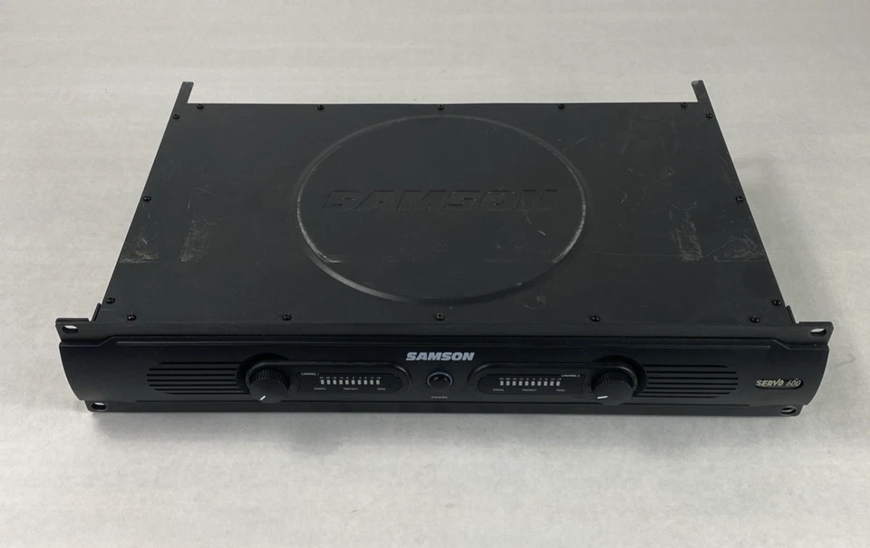 Amplificador de potencia estéreo Samson Servo 600 - Piezas o reparación Foto 2 de 4