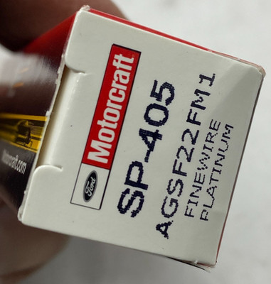 Ford Motorcraft SP-405 (AGSF22FM1) Finewire Platinum Spark Plug 