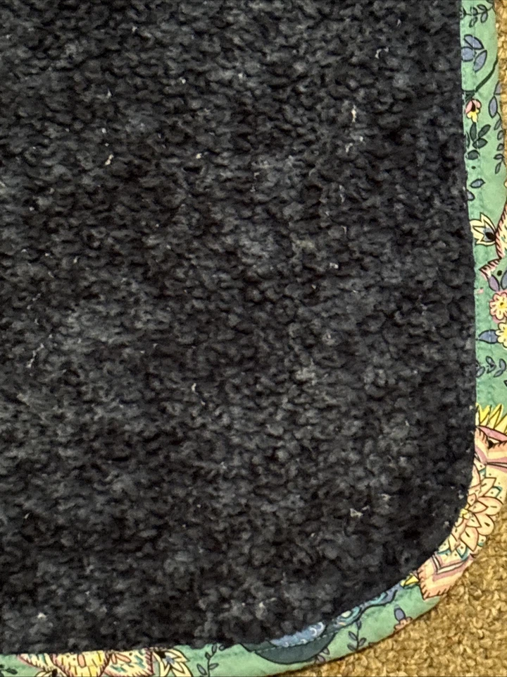 Vera Bradley Blue Flower Blanket  Pre-loved 82”x47” - Image 2 of 4