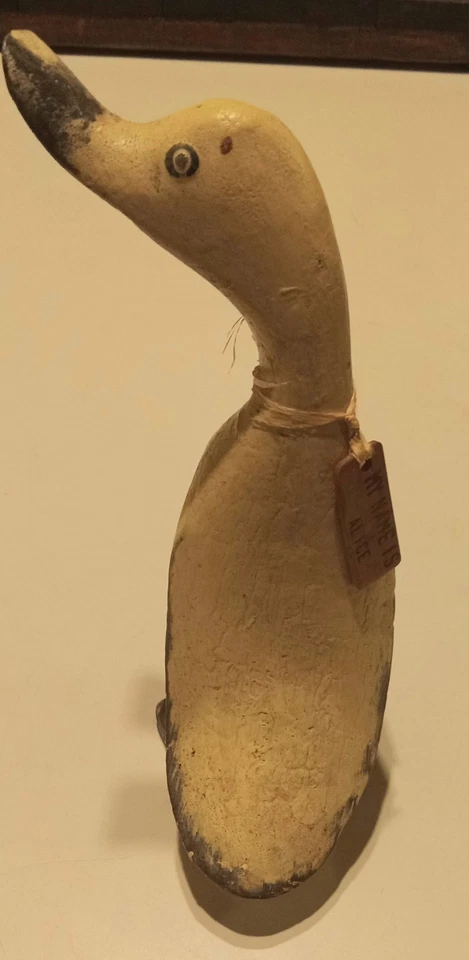 Figura de pato de madera Smith & Hawken 7,5" Foto 4 de 4