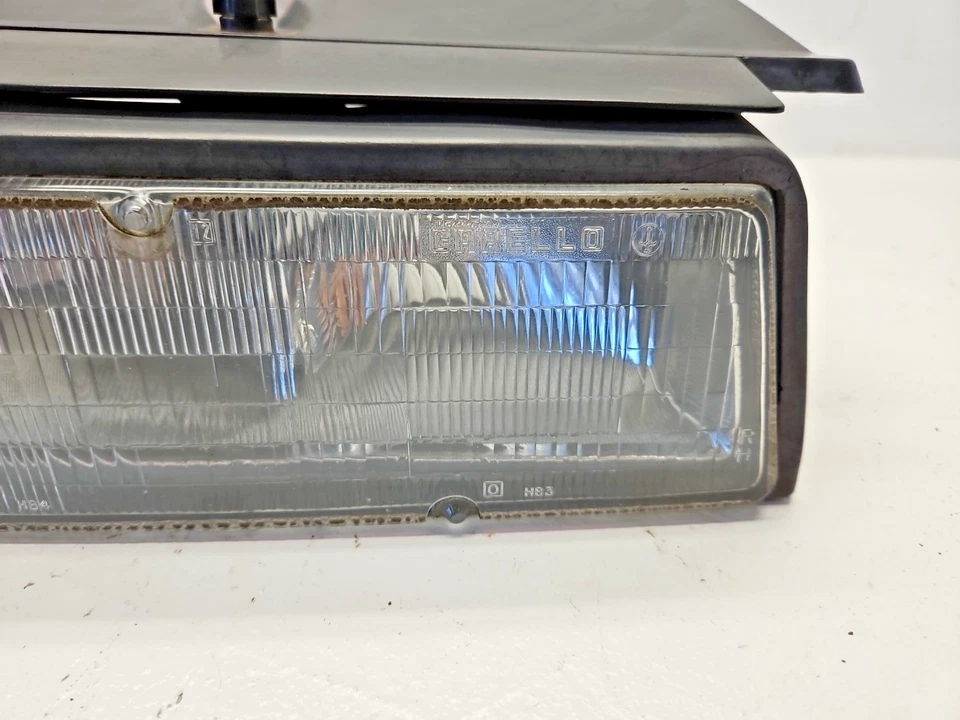Conjunto de faros de pasajero derecho Chrysler TC Maserati 1989-1991 OEM 3118 Foto 2 de 4