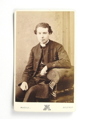 Geistlicher Priester Portrait Belfast James Magill c1880s CDV Photo