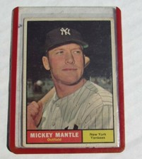 Mickey Mantle baseball card Topps #300 New York Yankees outfield LOOK RARE