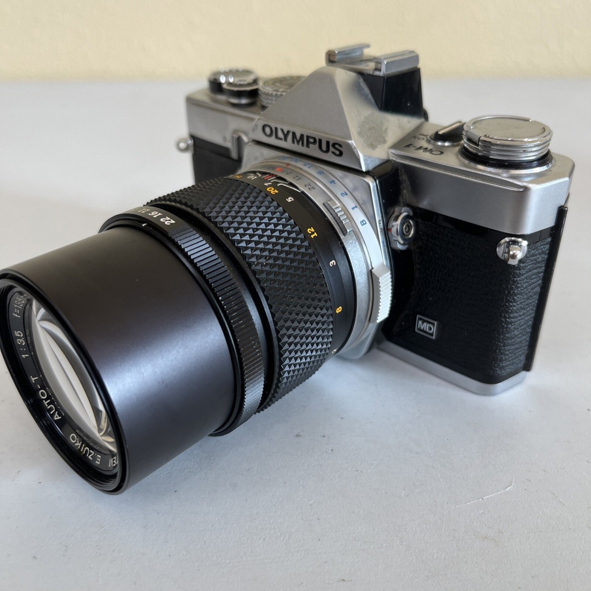 OLYMPUS OM-1 SLR Film/F.Zuiko OM Systm/135mm F3.5 Lens