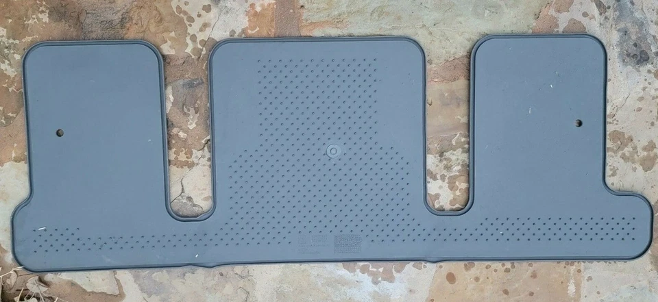 OEM GMC Acadia 2013-2016 OEM gris tercera fila  Foto 2 de 4