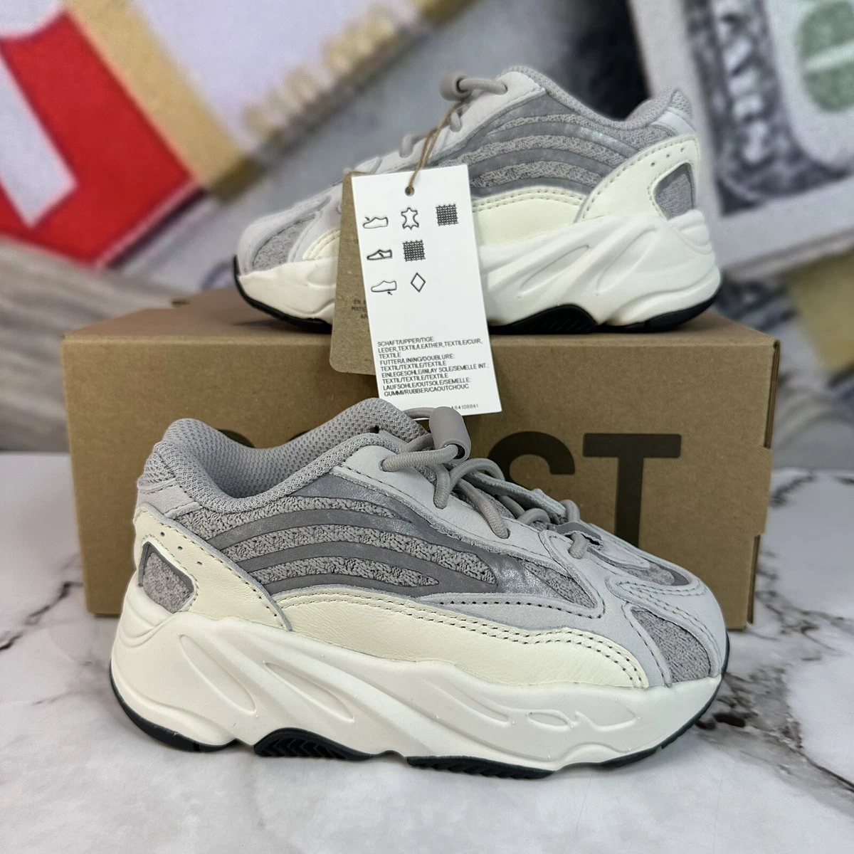adidas Yeezy Boost 700 V2 Static (Infants)