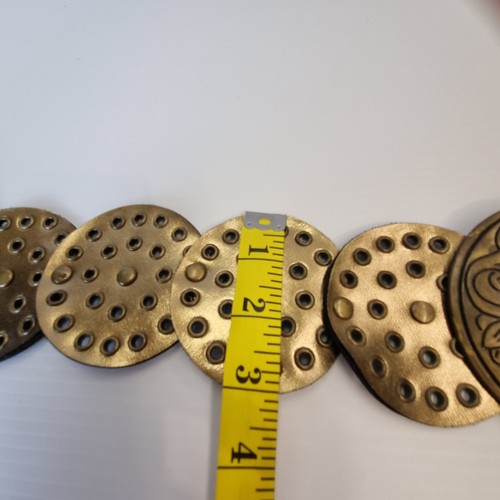 VINTAGE DROP WAIST BELT Y2K BOHO BRASS BUCKLE 27-33"APPROX WIDE CIRCULAR METALIC - Picture 15 of 20