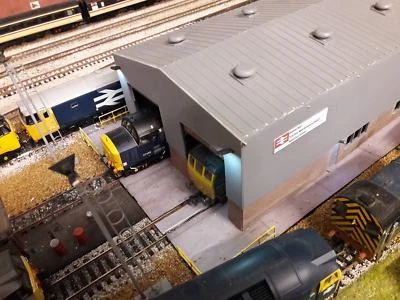 CONCRETE HARD STANDING KIT FOR HORNBY / PECO OO GAUGE MODEL RAILWAY LX096-OO-A