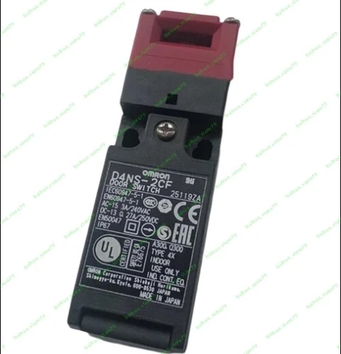 NEW OMRON safety door switch D4NS-2CF 1Pcs D4NS-2CF