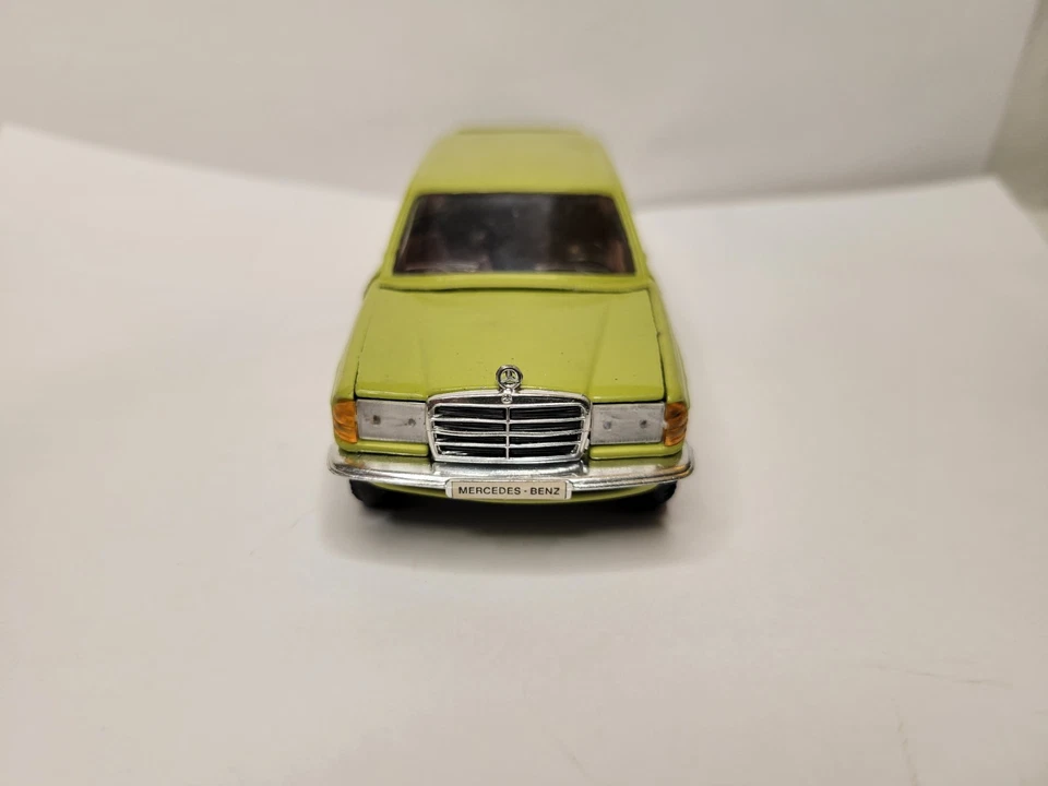 MERCEDES W123 T ESTATE MODELO DE COCHE RARO COLECCIONABLE CLÁSICO FUNDIDO A PRESIÓN SIN PRECIO BASE CONRAD Foto 4 de 4
