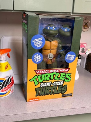 Teenage Mutant Ninja Turtles Leonardo Giant-Sized Action Figure 15