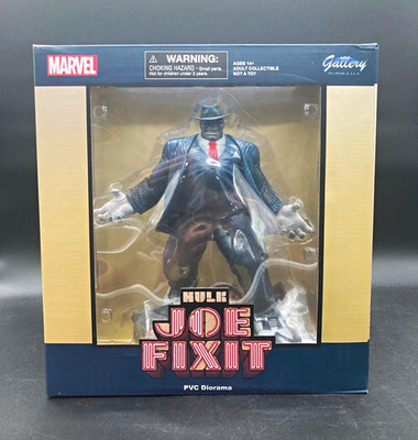 Diamond Select Marvel Gallery Hulk Joe Fixit Anniversary PVC Diorama