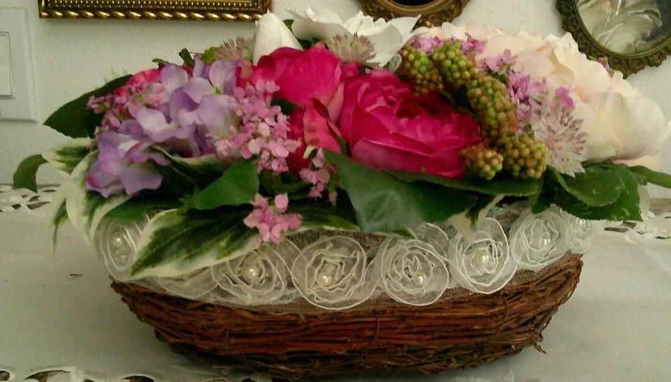 Arreglos florales artificiales Foto 2 de 2