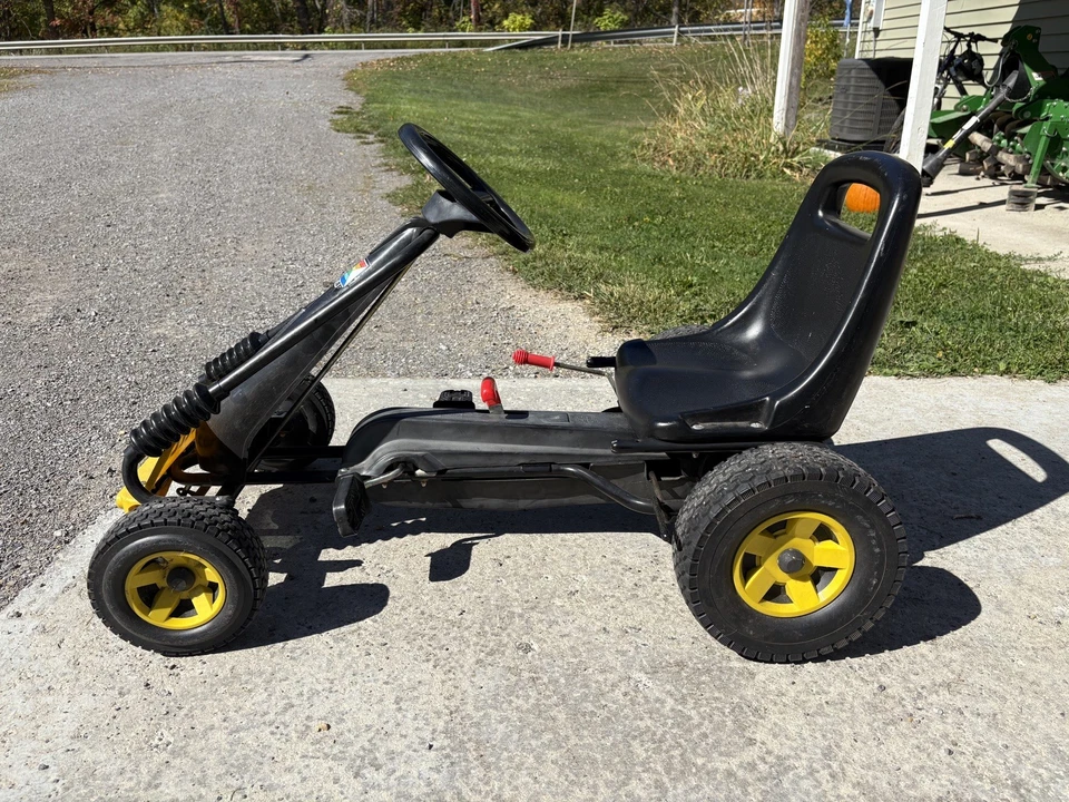 Carro de corrida a pedal alemão original Kettler Kettcar - Imagem 3 de 4