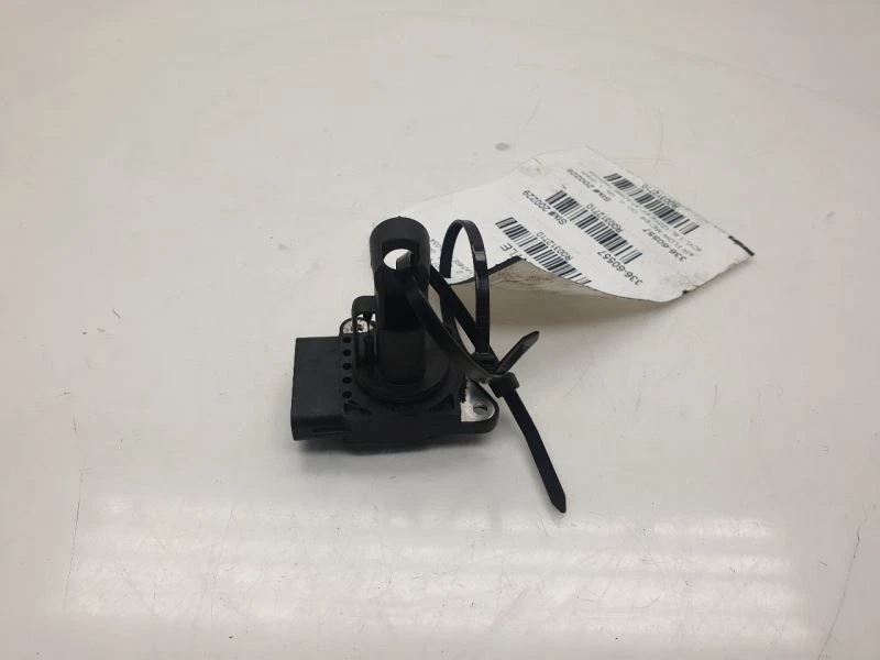 03-08 TOYOTA MATRIX 1.8L 4CYL AIR FLOW METER - Image 3 of 4