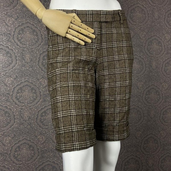 Women Gant Shorts Brown Polyester 36
