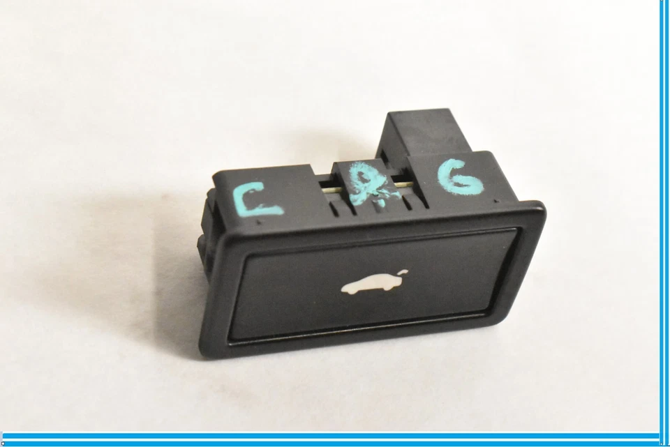 2008-2018 AUDI A8 QUATTRO - Trunk / Hatch LID Release Switch 4G0959831A - Изображение 2 из 4