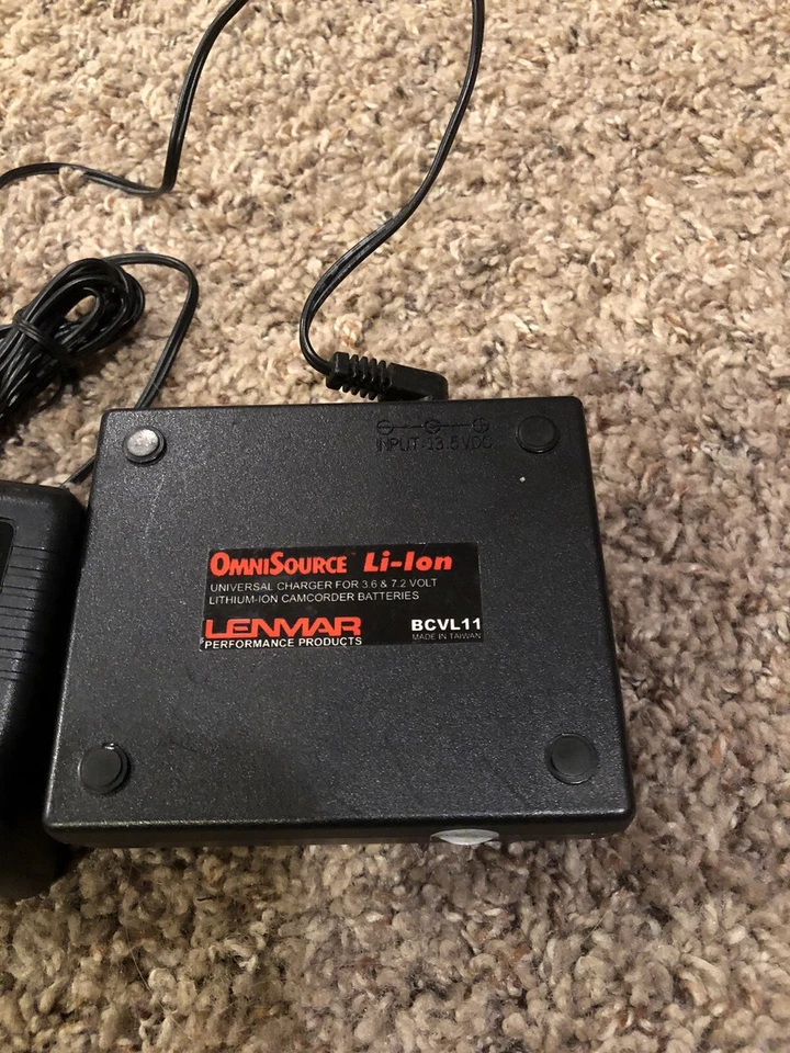 Cargador de batería Lenmar BCVL11 para batería de iones de litio de 7,2 V Sony Panasonic y Hitachi Foto 3 de 4