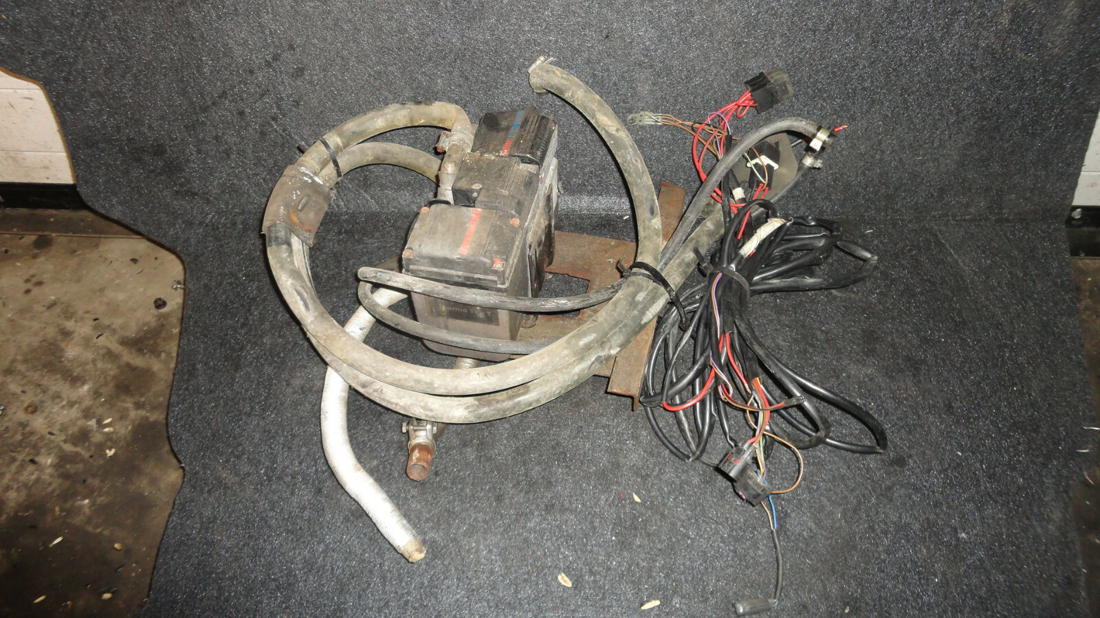 Picture 1 of 3