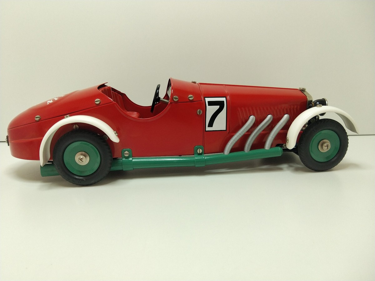 Märklin 1097 W154 Mercedes im Kanton Basel-Landschaft