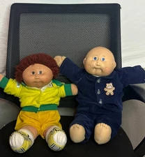 Vintage 1983 Cabbage Patch Kids (pair)