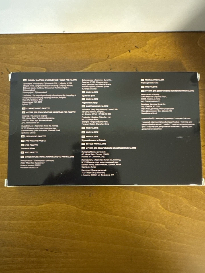 PALETA PRO Mary Kay Negra Sin Rellenar Nueva en Caja Magnética Personalizable Grande Compacta Foto 2 de 2