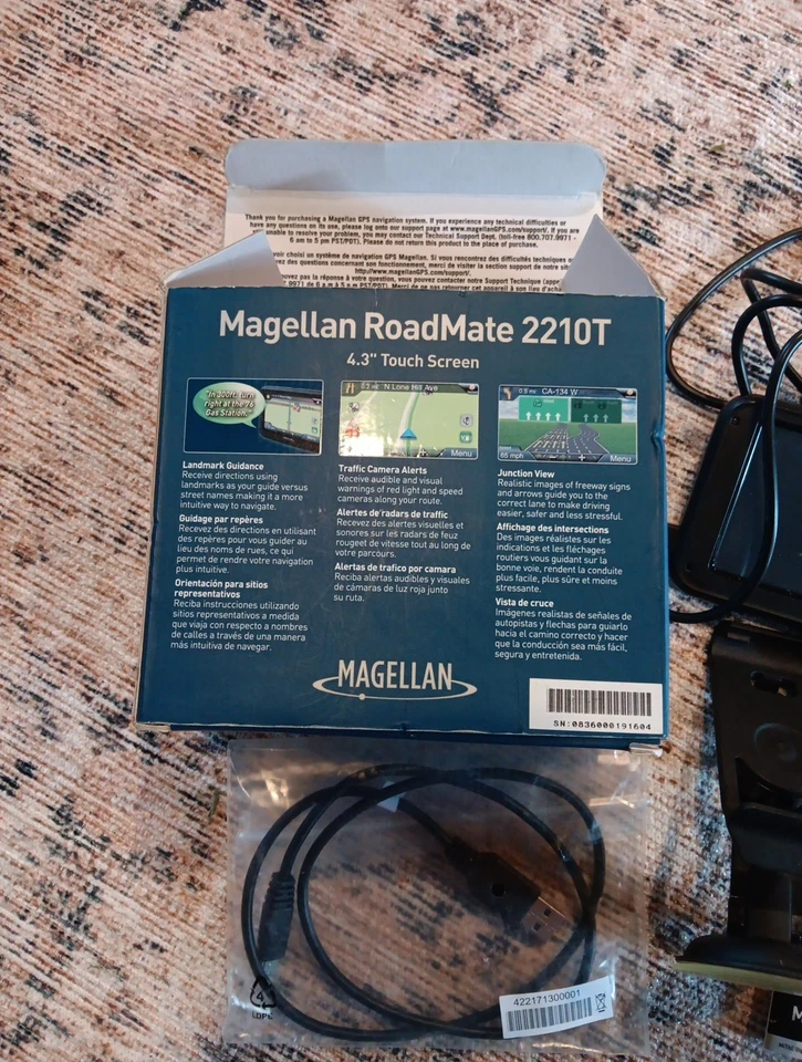 Magellan RoadMate 2210  Automotive Car GPS Navigation  - Image 4 of 4