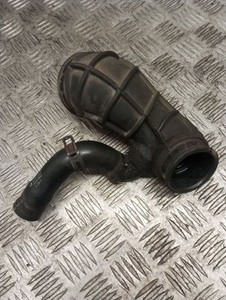 Opel Zafira A 2001 Diesel 74kW Ansaugrohr Ansaugschlauch Turbolader 59431