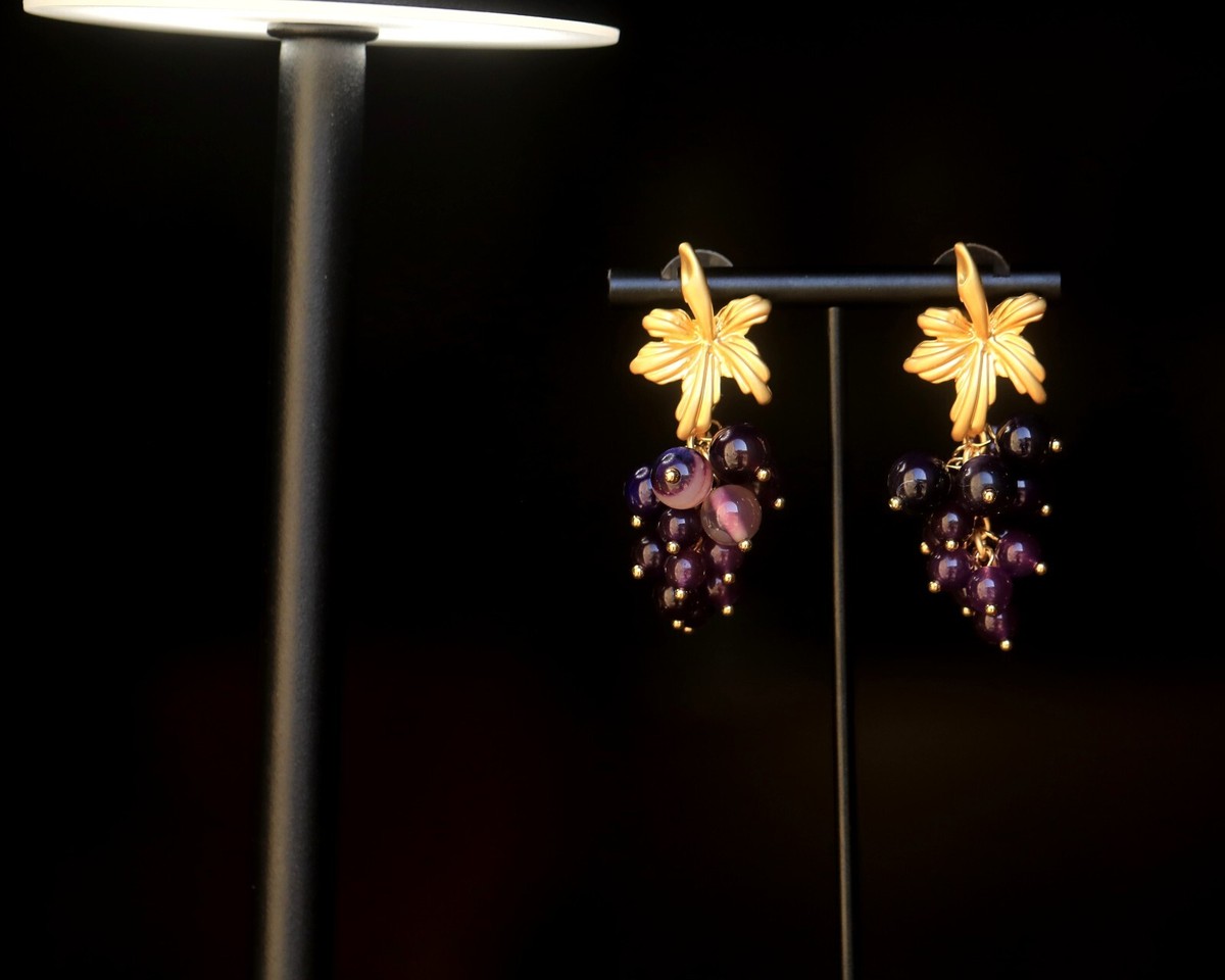 Boucles D'oreilles Clip Art Nouveau Feuille Dorée Avec Agate Violette - EH6