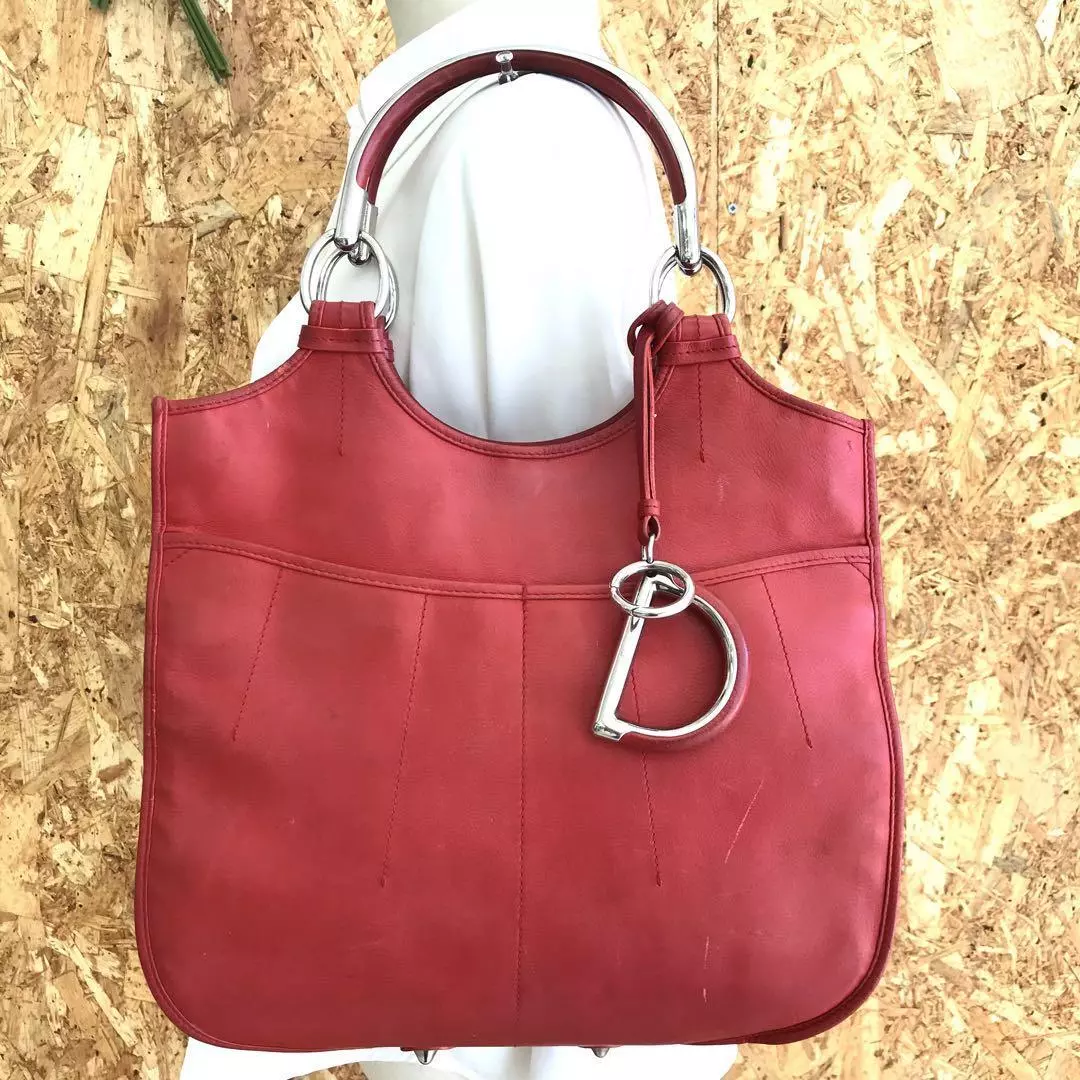 Sac à main Christian Dior en cuir rouge du Japon