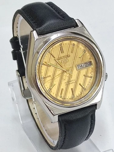 Vintage Seiko Automatic Date Day Dial Wrist Watch  ER6-E6-S