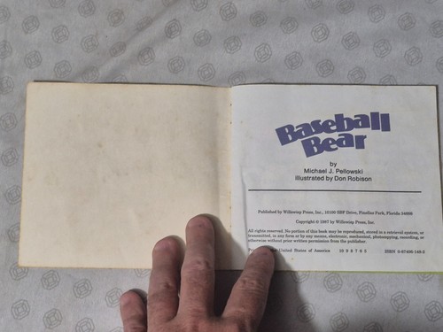 vintage 1987 Willowisp press Baseball Bear Book Michael Pellowski - Picture 3 of 4