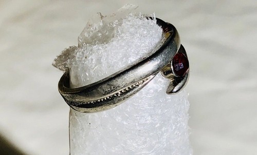 Roter Granat Überlappung Bandring gefasst in 925 massiv Silber Größe 6 runder Stein - Bild 3 von 9