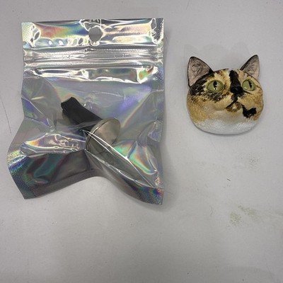 Cat head magnet with vent clip