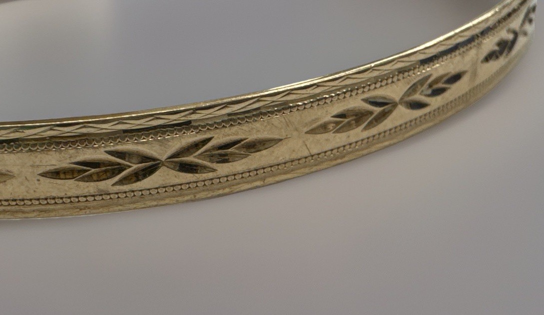 9ct Yellow Solid Gold Patterned Slave Bangle Brac… - image 3