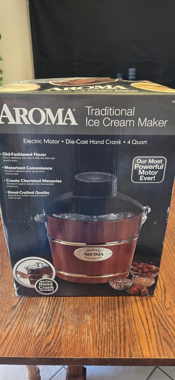 Aroma Gourmet Traditional Ice Cream Maker 4 Quarts AIC-244
Opens in a new window or tab