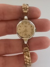 Vintage Goldtone Ladies SMITHS Wrist Watch *Unsure If It Works* R99S 