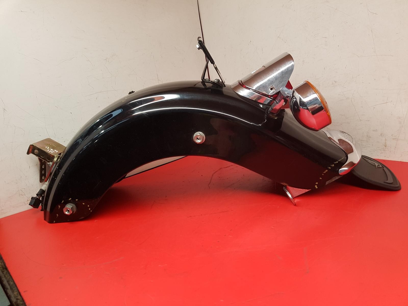 2009 HARLEY DAVIDSON ROAD KING REAR MUD GUARD