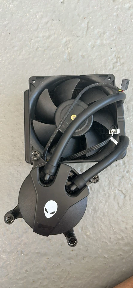 Alienware R10 Desktop Mobo AMMTS-SH Am4 Ddr4, con enfriador líquido Astetek Aio Foto 4 de 4