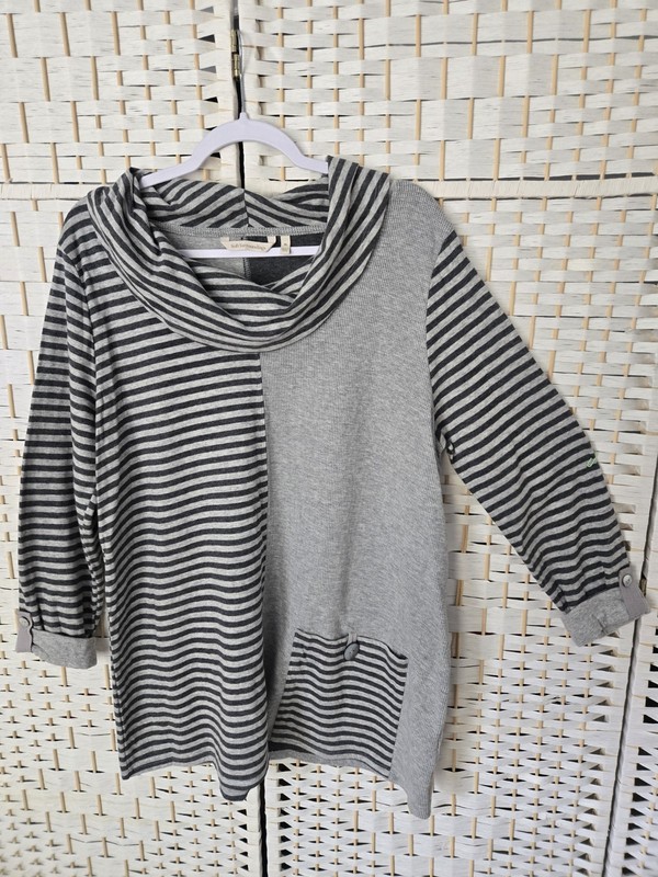 Soft Surroundings Gray Top Size XL Moonshadow Striped Mix Media Print Cowl Neck 
