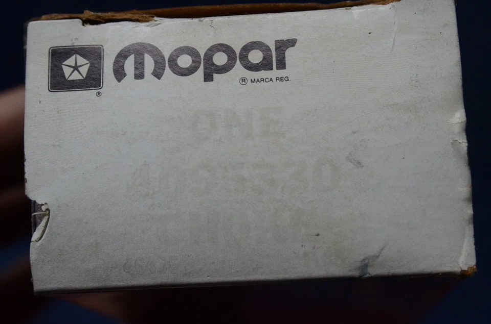 Новый из старых запасов 1978-1981 Dodge Plymouth дроссельный термостат карбюратора 225 1 барр. Mopar 4095330 - Изображение 4 из 4