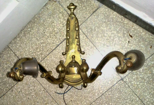 Lampade, lampadari e applique d'antiquariato 1900-1950