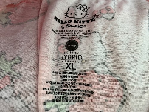 Hybrid Hello Kitty Lounge Pants Pink w/ Strawberries Sz XL NWT - Picture 4 of 4
