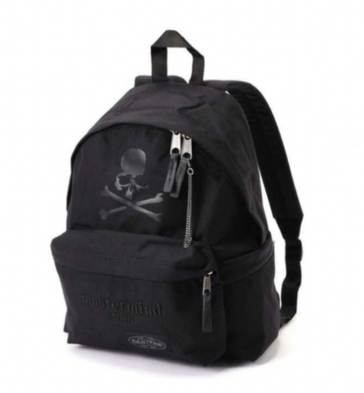 EASTPAK×master mind コラボ　キャリーバック Eastpak x mastermind JAPAN Collaboration FW20 | Hypebeast