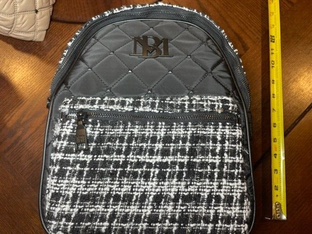 Badgley Mischka Black Big Diamond Quilted Nylon Backpack  display picture 2