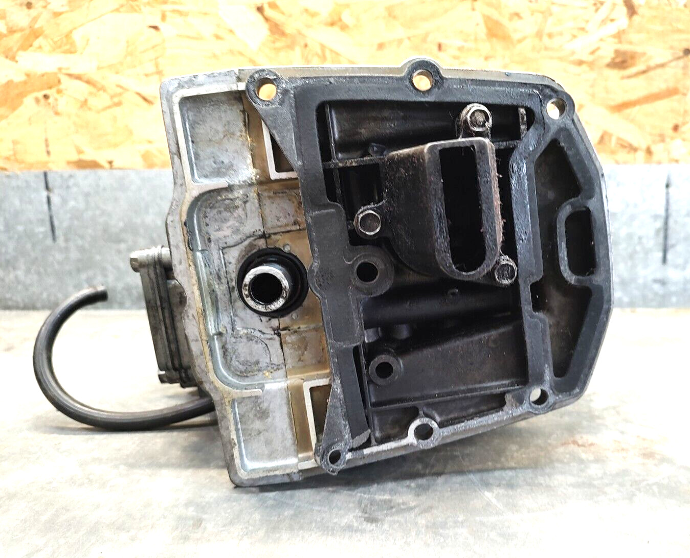 FORCE US MARINE 1987 9.9 HP OUT OUTBOARD POWER HEAD ASSEMBLY FRESHWATER